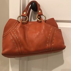 Cute orange satchel!